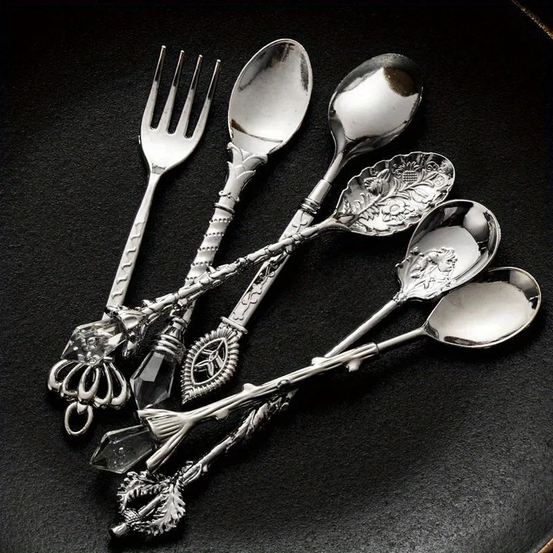 6 قطع من الملاعق والشوك بتصميم - مراجعة Vintage Collectible Spoons وسعره